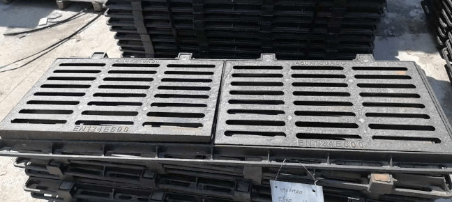 光泽球墨铸铁连体双篦展示